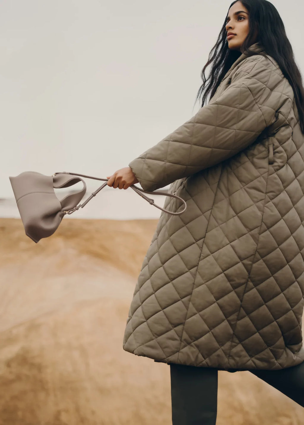 Numéro Neuf Mini Edition Taupe Grainé