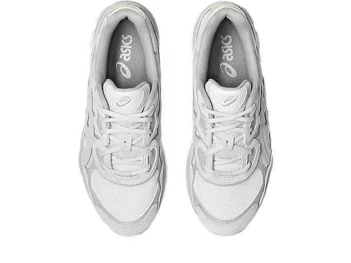 Asics Gel NYC Crème/Gris Nuage