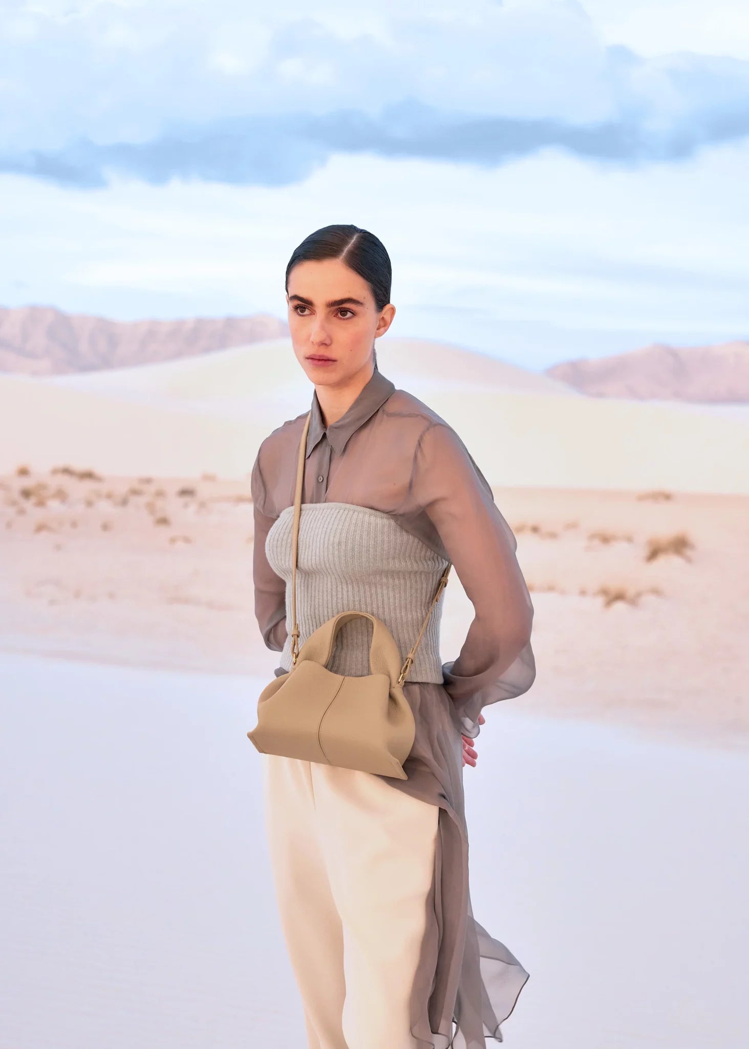 Numéro Neuf Mini Edition Taupe Grainé